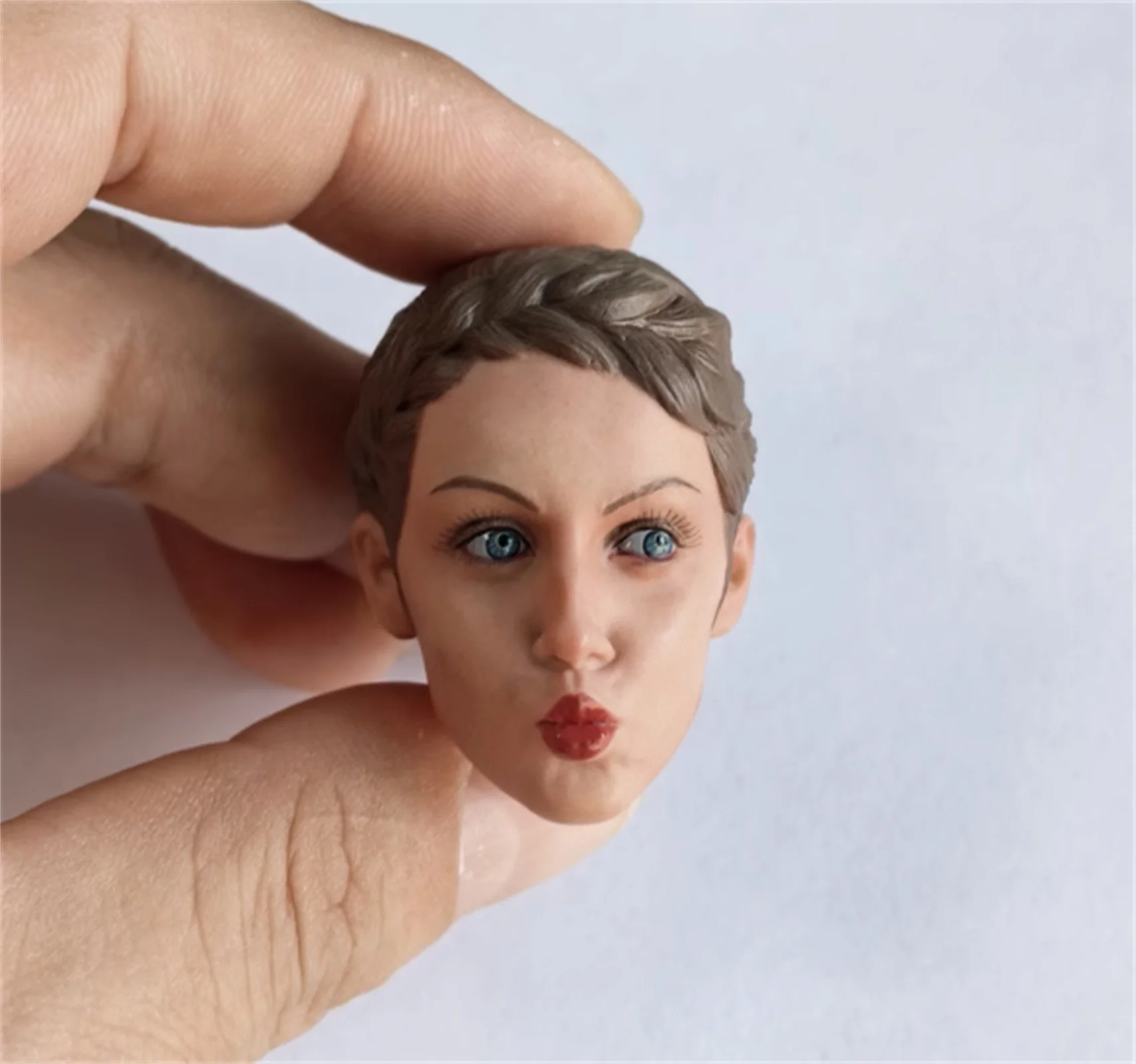 

1/6scale Female head Sculpt Expression Sculpture Carved For 12 inch figureTB Planted Hair Model Female Figure Body