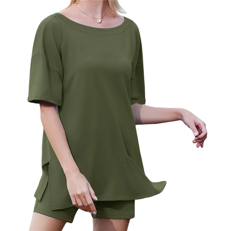 

【SEE】Womens 2 Piece Lounge Set 2025 Summer Outfits Oversized V Neck Tshirts Biker Short Comfy Loungewear
