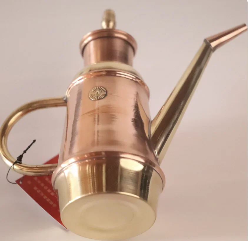 Traditional Italian Handmade Copper Oil Pot Commercial Pizza Oven Oil Dispenser Leak Proof Oil Container for Bakeries Pizzerias