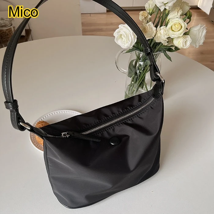 Spring Lightweight Waterproof Nylon Oxford Shoulder Bag Women Korean Style Slouchy Dumpling Bag Underarm Crossbody Organizer Bag