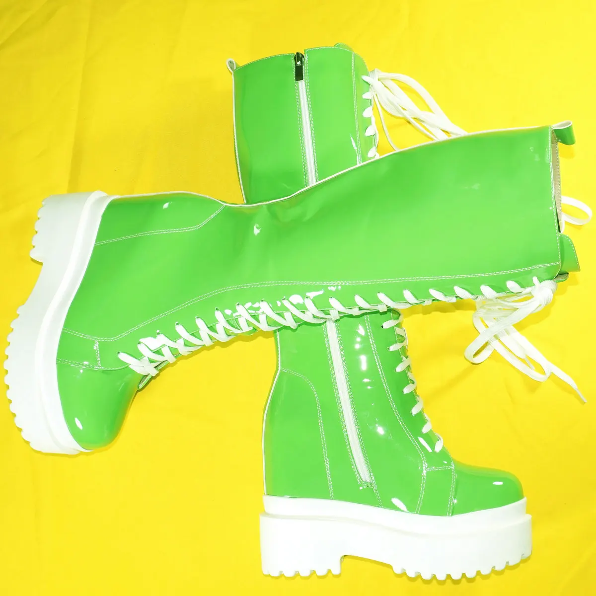 

Winter Platform Pumps Shoes Women Lace Up Patent Leather Knee High Snow Boots Female Round Toe Fashion Sneakers Casual Shoes