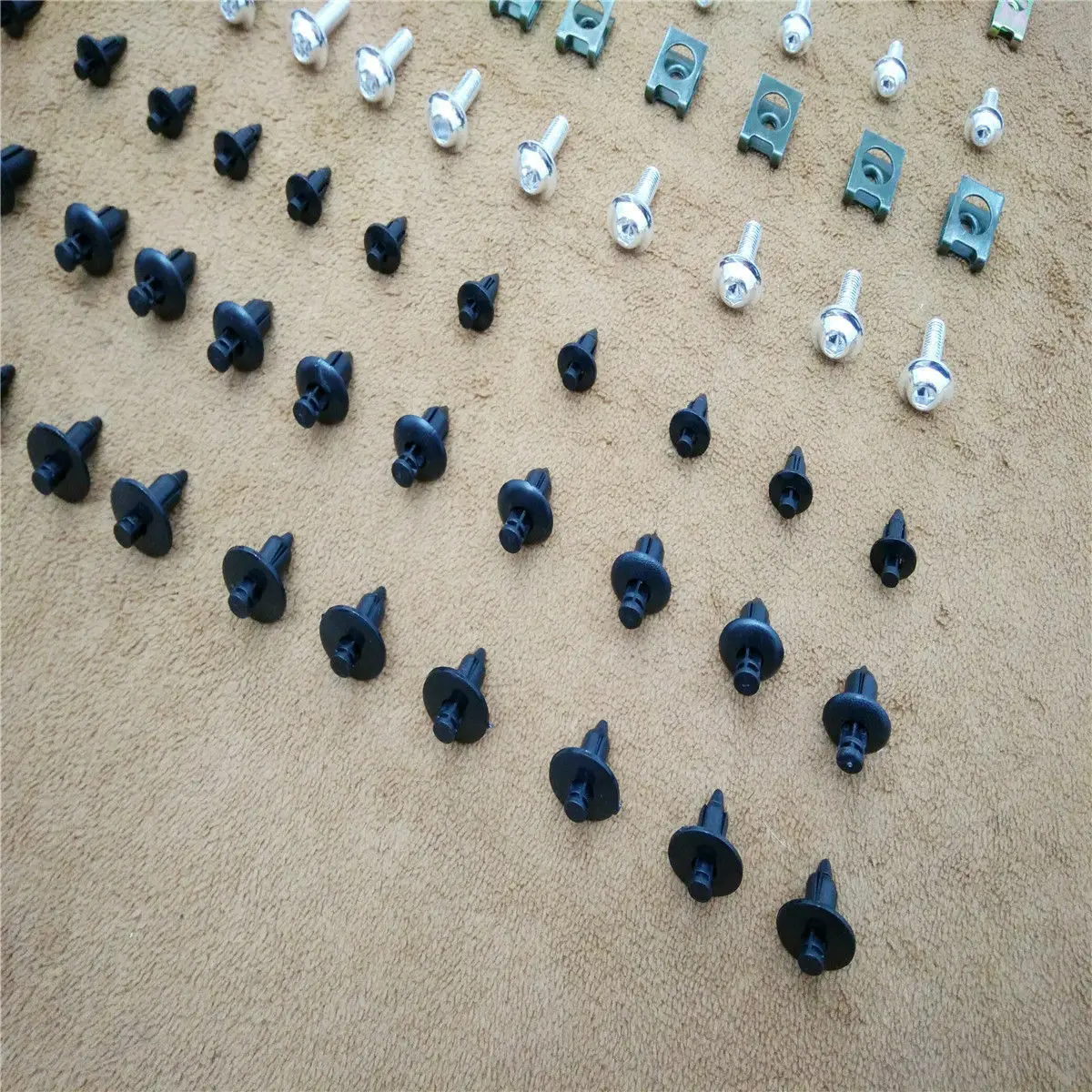 Fairing Body Bolts Kit Clips Screws For Suzuki GS500F 2005-2009