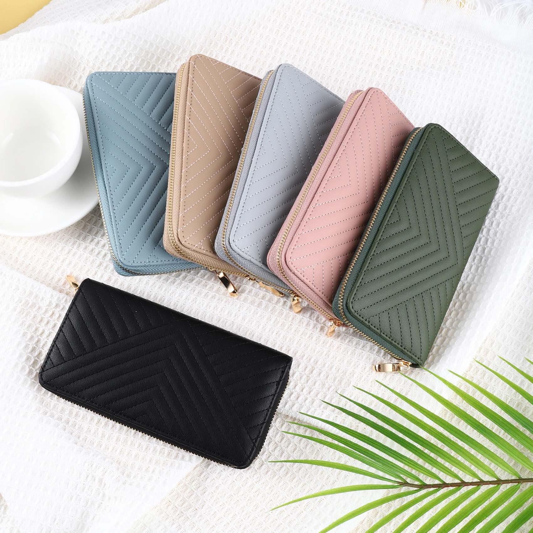 New fashion solid color PU wallet girls zipper print clutch bag temperament simple sewing line coin purse