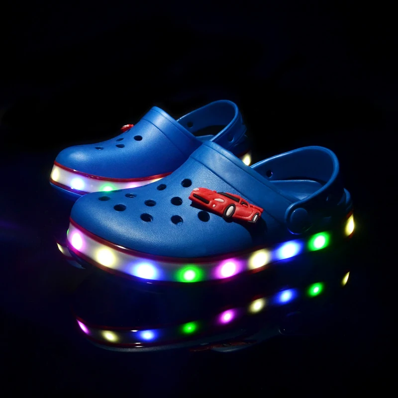 Children Hole Sandals LED Lighted Flashing Light Shoes Boys Girls Beach Sandals Kids Waterproof Breathable Fashion Sneakers