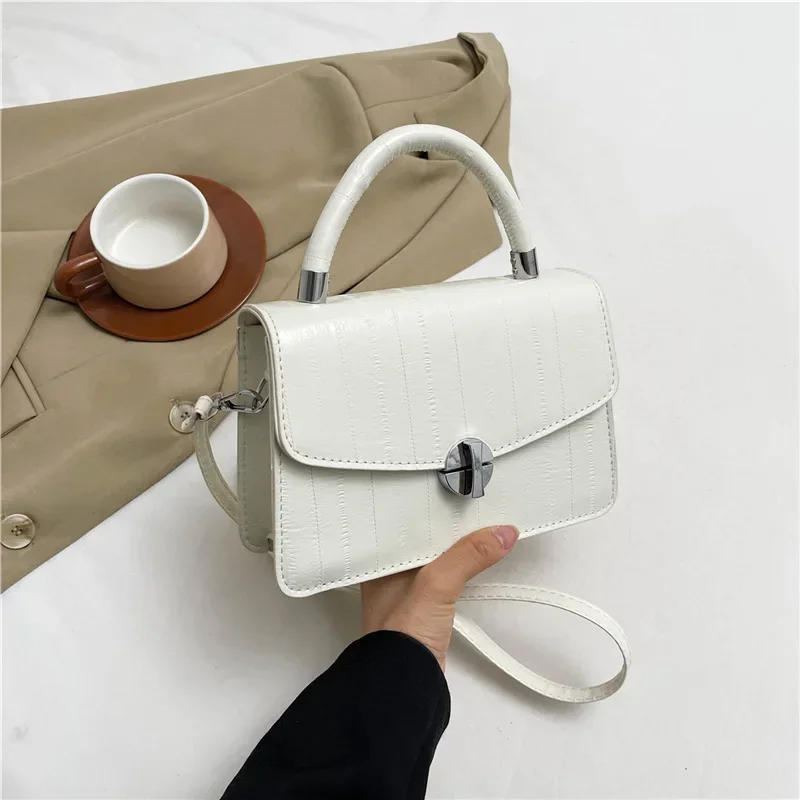 Premium texture silver eel pattern small square niche simple underarm bag fashionable and elegant messenger bag