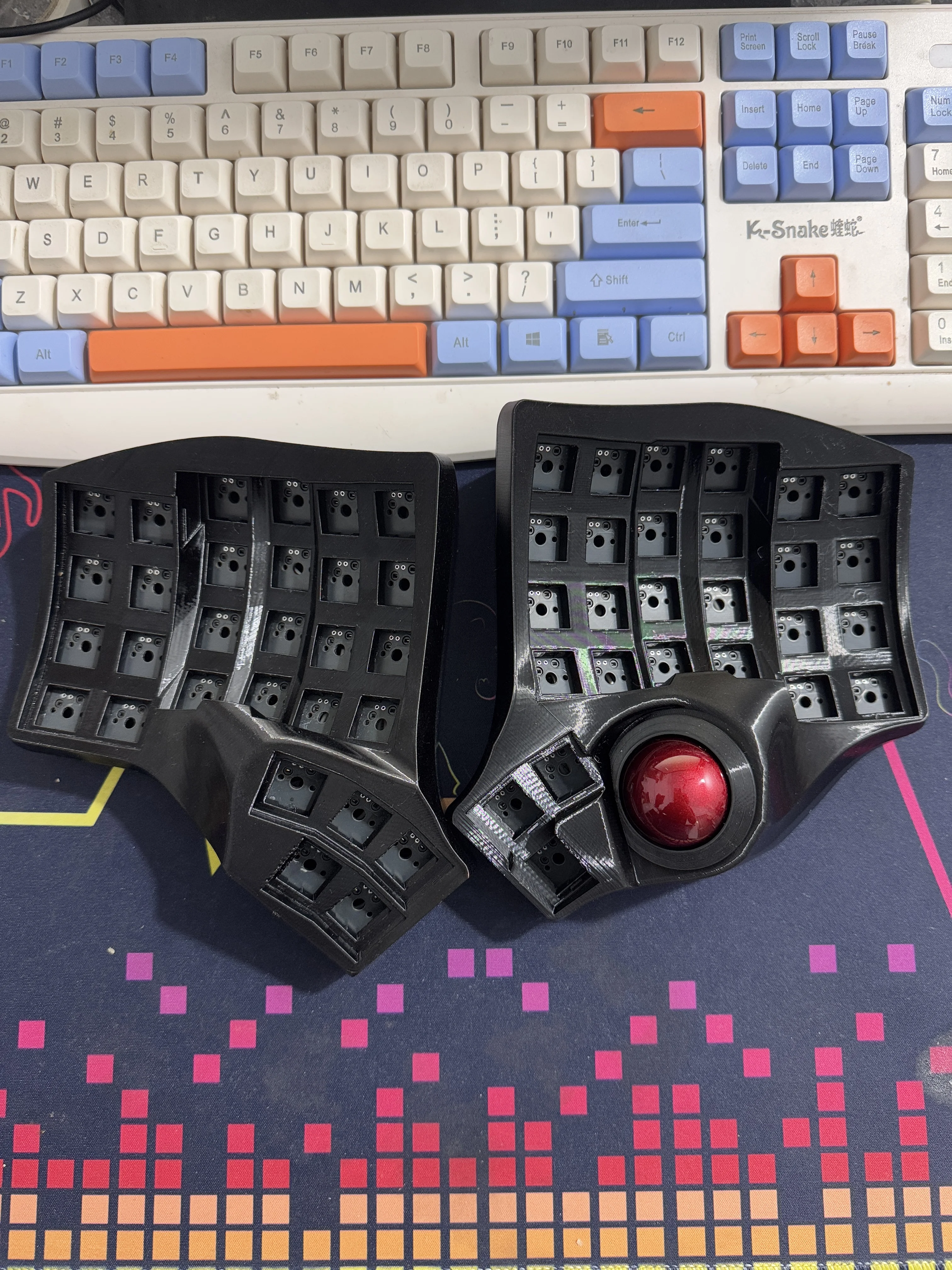 Charybdis ミニ分割キーボードキットカスタム Bluetooth ワイヤレス