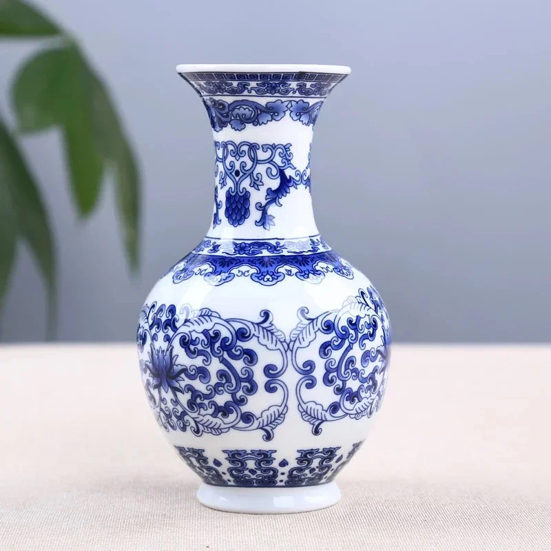 Retro mini handmade blue and white porcelain art desktop decorative flower ornament hydroponic plant vase