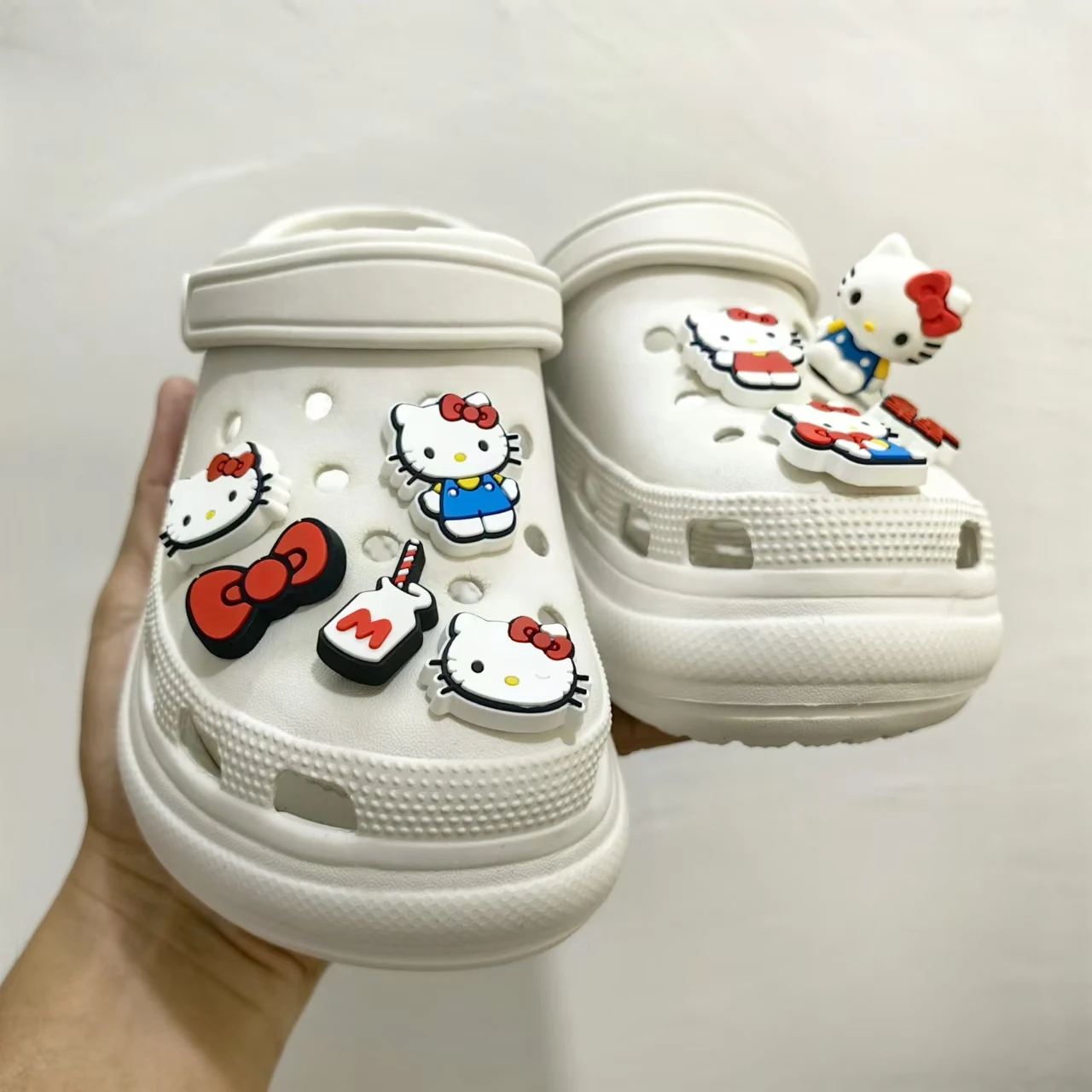 MINISO Hello Kitty Set Cartoon Series DIY Shoe charms garden Accessories buckle fit clogs sandals pin decorate Christmas gift