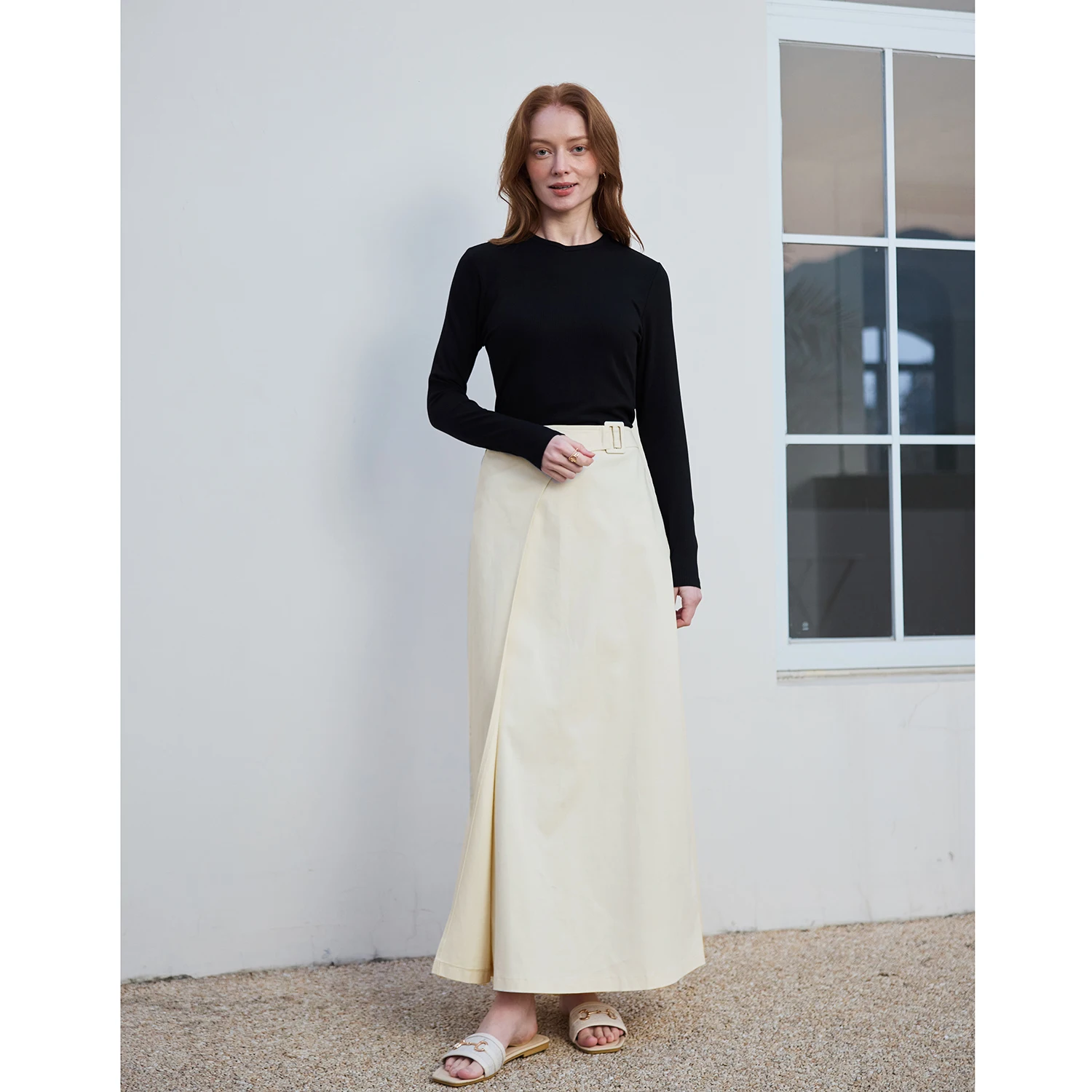AP SS26 Women Elegant Buckle Skirt Fashion