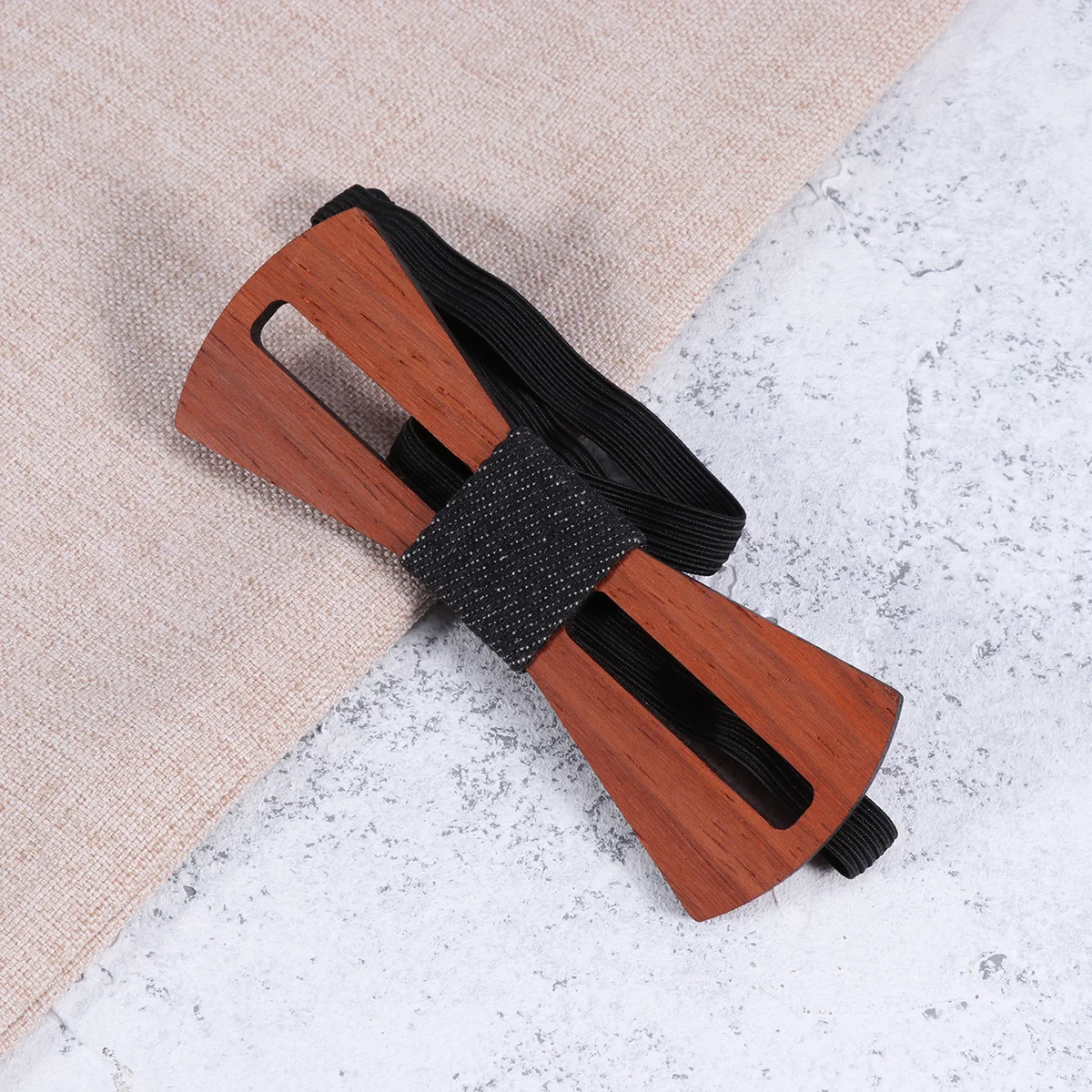 

1pc Premium Wooden Tie Medium Hollow Out Design Elastic Band For Men Unique Style Wedding Party Wooden Bow Tie Festival Gift