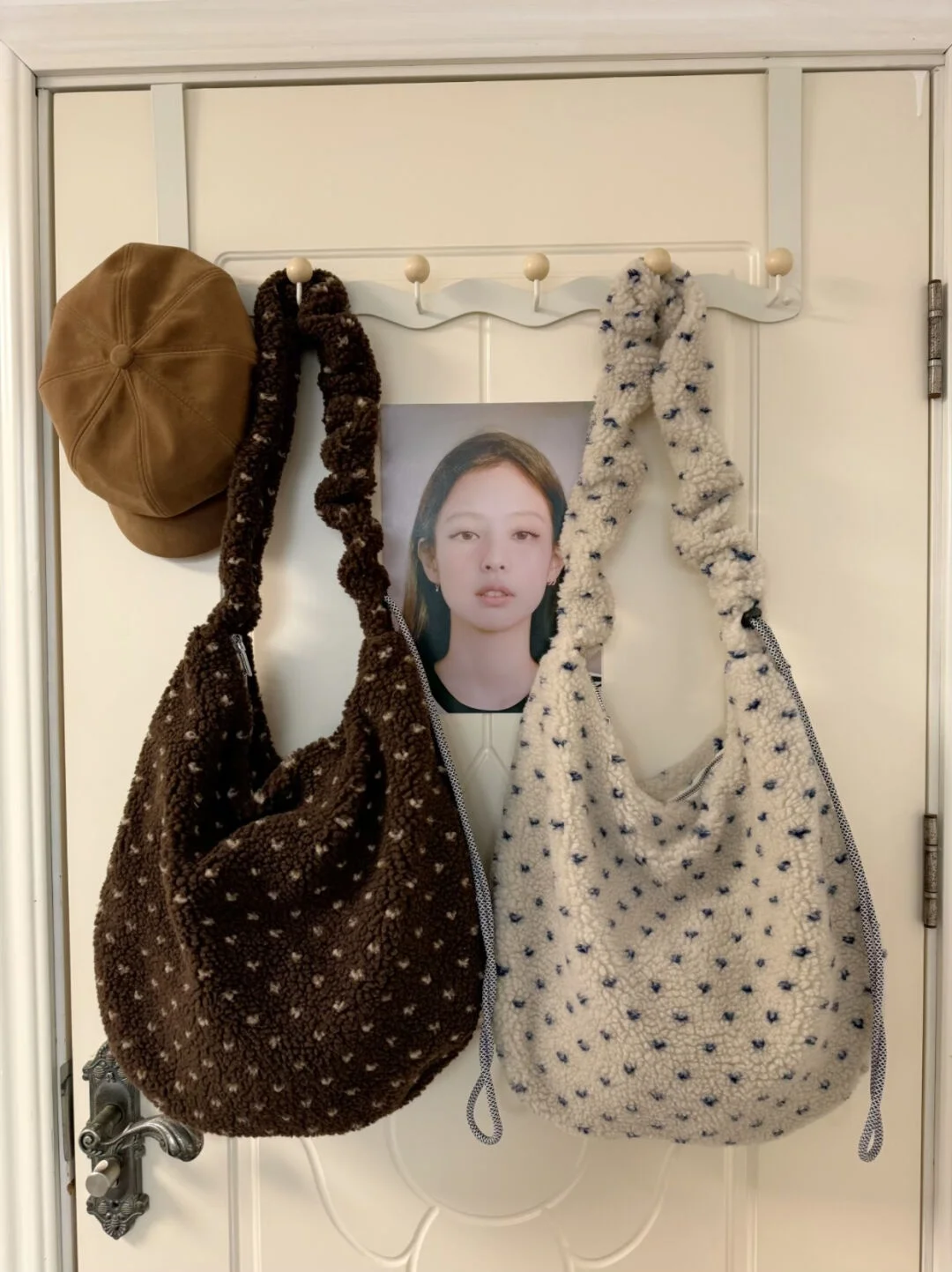 

Дневник, корейская сумка через плечо Sle Ins Wave Dot Plu, универсальная сумка-тоут из меха ягненка, повседневная простая сумка с мягкой ручкой для женщин