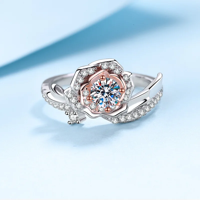 Platinum PT950 Women's Rose Rose Gold Split Color White Gold 50 Cent Moissanite Ring