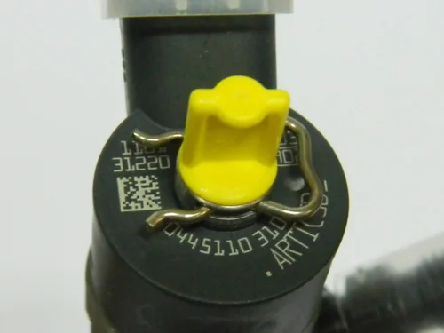 Imagen 2 del producto 0445110310   Nuevo inyector de combustible diésel para motor diésel Mahindra Scorpio 2.2L 0305BM0071N /0305BAM00280N