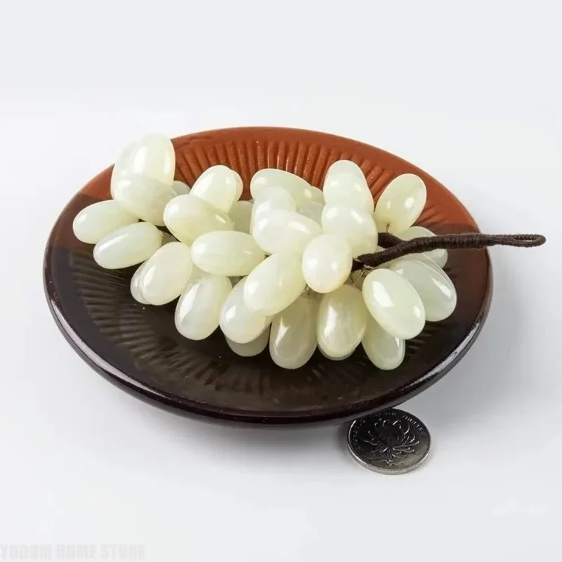 A Bunch of Afghan Grapes Ornament Jade Stone Crafts Dining Table Wine Cabinet Living Room Elegant Decorations Collection