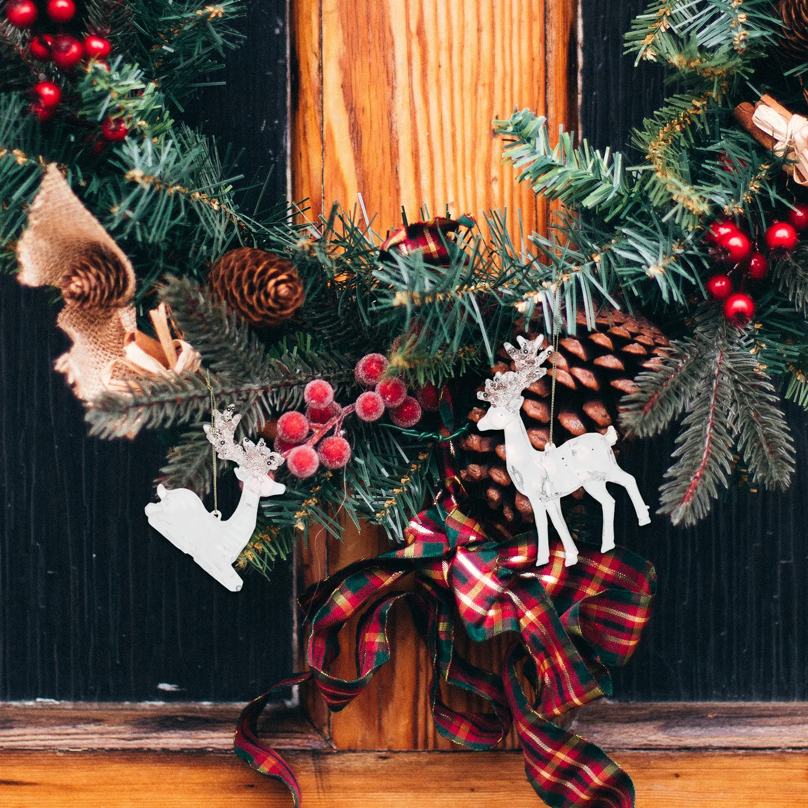 

2Pcs Hanging Christmas Reindeer Ornament Clear Acrylic Elk Pendant Xmas Tree Decoration Holiday Stocking Stuffer