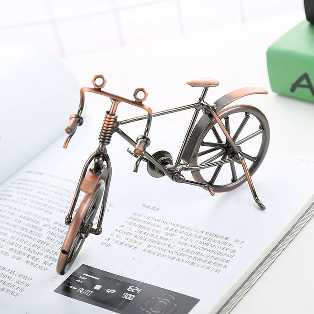 Classic Vintage Motorcycle Model Iron Bike Sculpture Diecast Bicycle Ornament Handmade Home Decoration for Shelf
