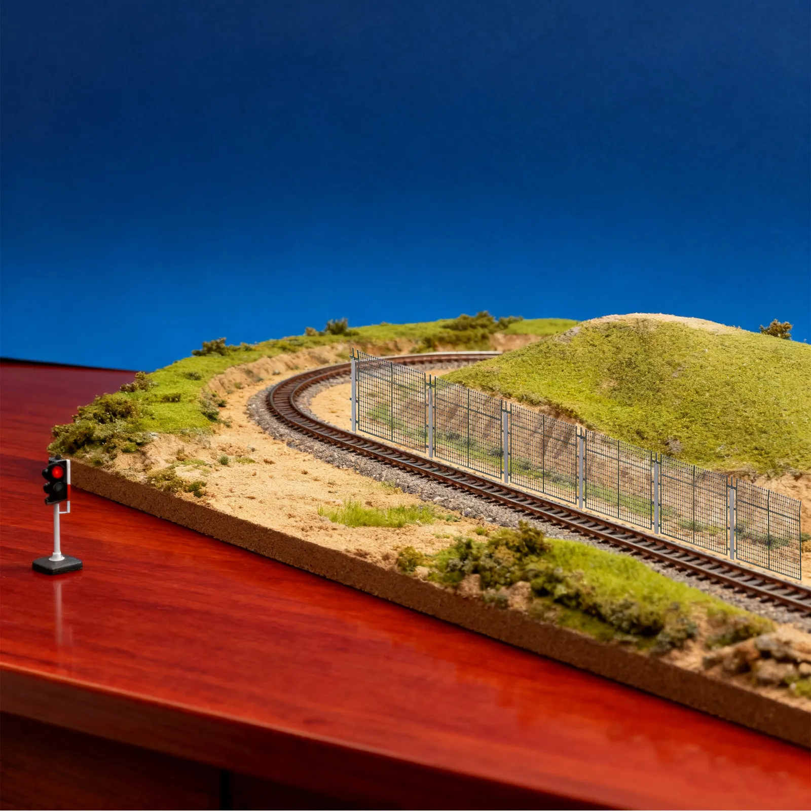 

Ho Scale Fence Metal Miniature Sturdy Design Realistic Christmas Village Diorama Railroad Scenery Accessories Miniature Fence