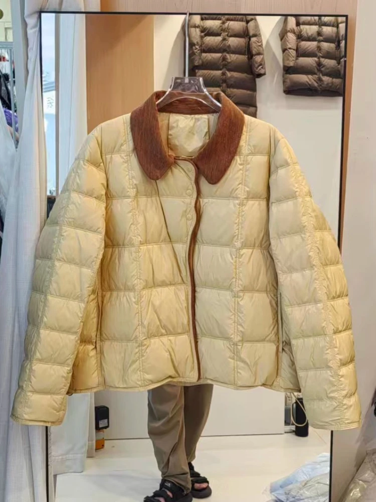 

2025 autumn and winter new lightweight down jacket women lapel collar fashion short style white duck down warm jacket