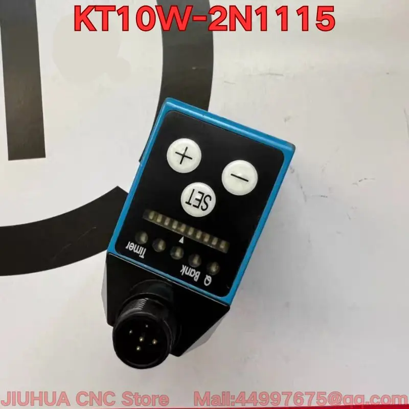 Second-hand KT10W-2N1115 color mark sensor function test is normal