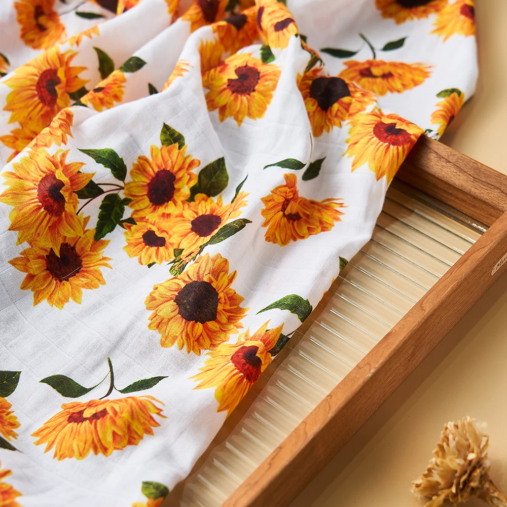 

Elinfant Random Color Digital Print Bamboo Cotton Muslin Swaddle Blanket Soft Baby Bath Towel Swaddle Wrap Stroller Cover