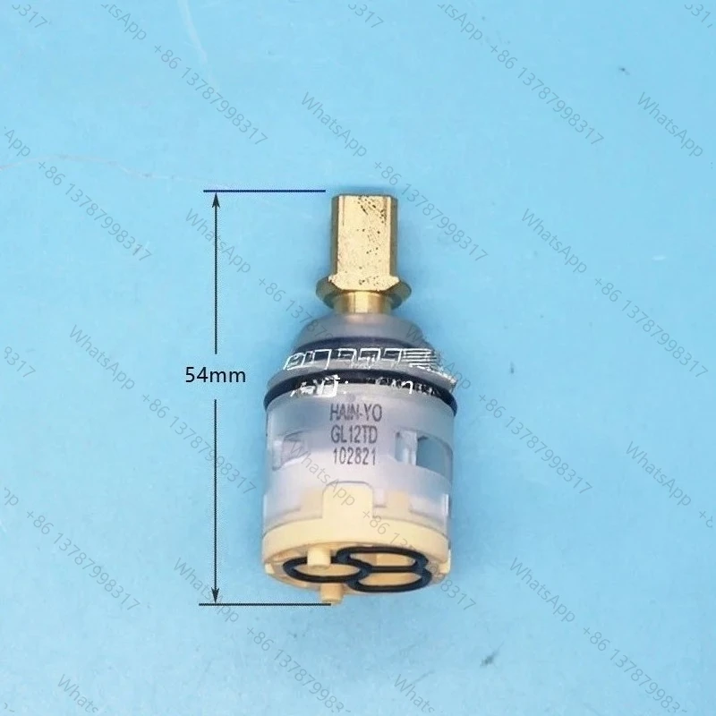 GL12TD Taiwan hot and cold mixing faucet ceramic valve core flat foot diameter 25MM