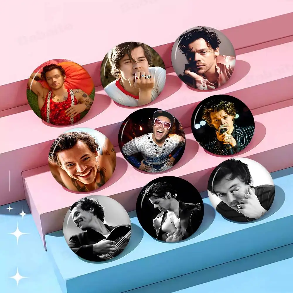 Famous Pop Singer Harris_Styles Anime Brooches Cute Cartoon  Badge Jacket Jeans Lapel Pin Gift Accessorie