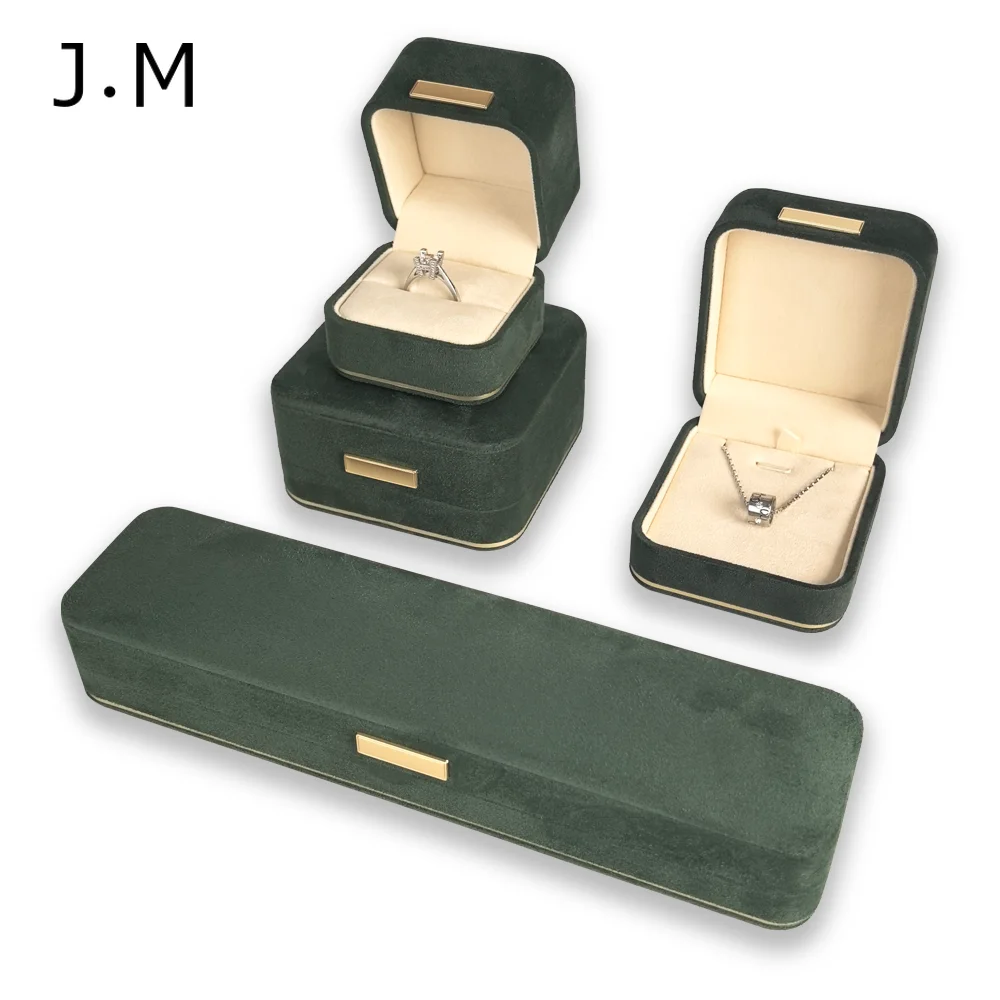

20Pcs/lot Emerald Green Round Corner Gold Buckle Silk/Velvet High End Jewelry Box Ring Bracelet Bangle Pendant Jewellery Box