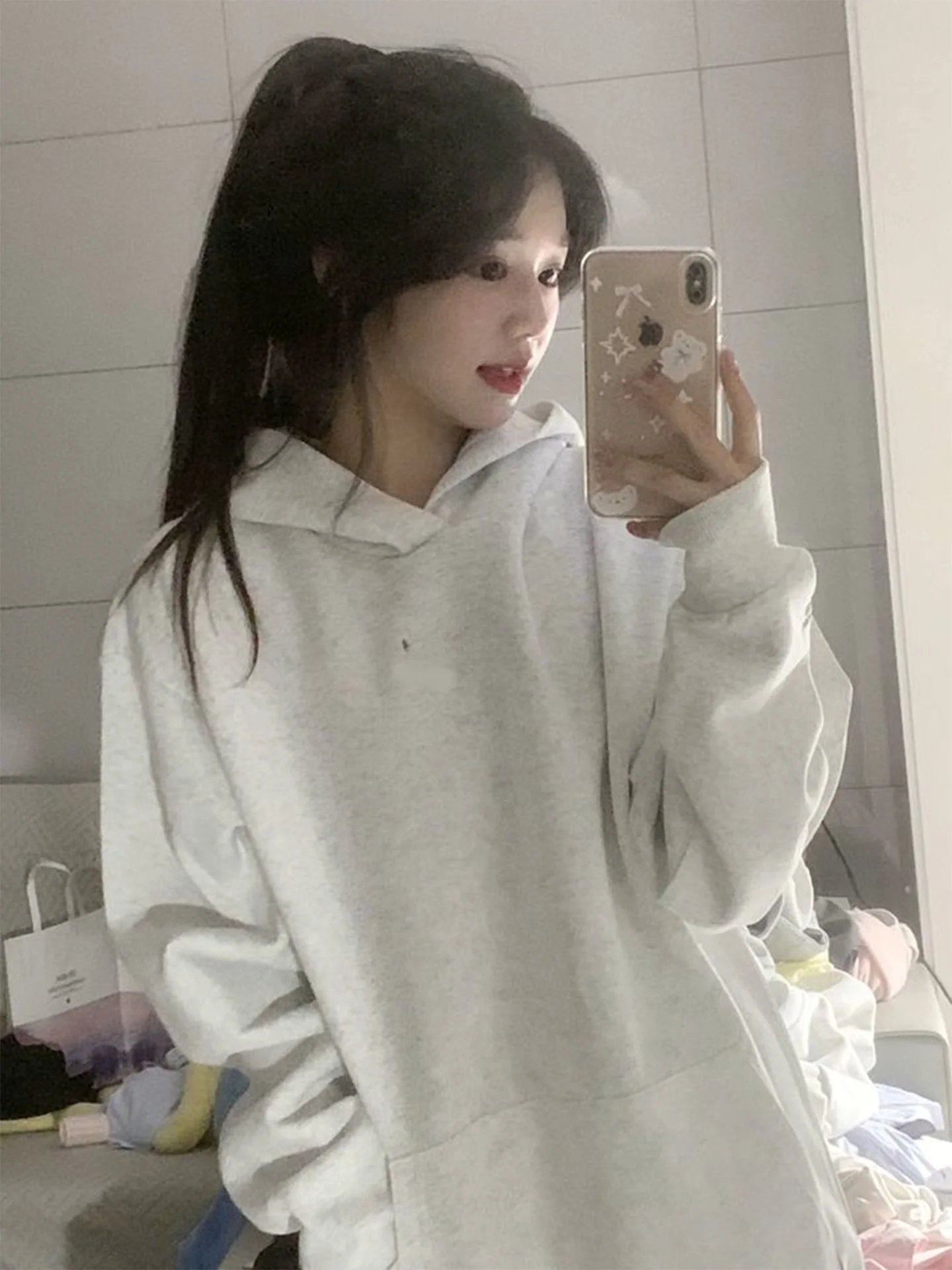 

Новая осенне-зимняя женская толстовка оверсайз с капюшоном, на флисовой подкладке, с принтом, повседневный топ, модный американский бренд, свободный крой, свитшот