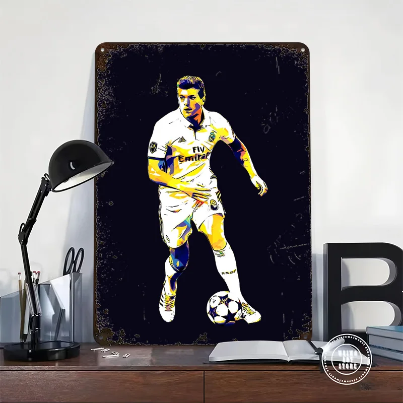 Kroos Pop Art 3D Printed Texture Poster Personalized Wall Art Retro Metal Tin Signs for Custom Plate Home Decor Room Accessories