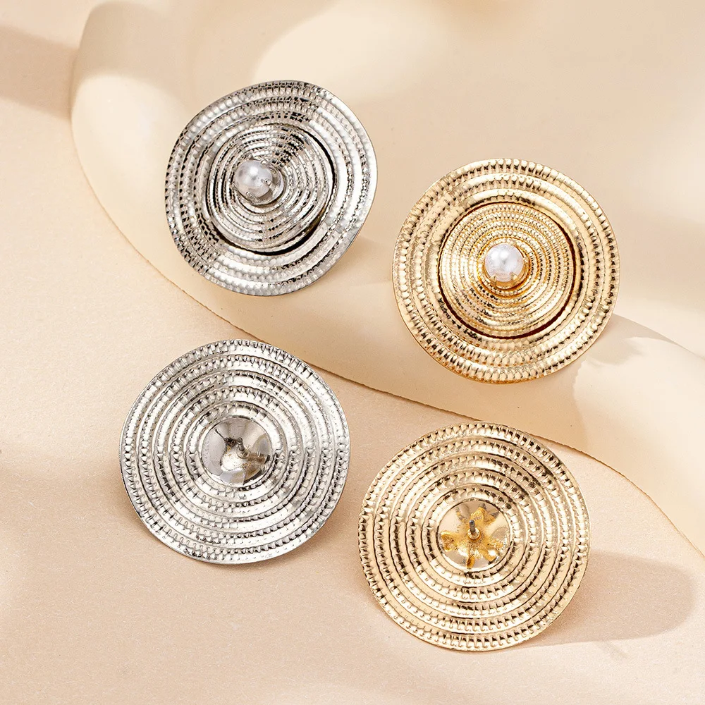 Stud Earrings For Women Geometric Round Imitation Pearl Retro Elegance Ear Accessories OL Holiday Party Fashion Jewelry CE220