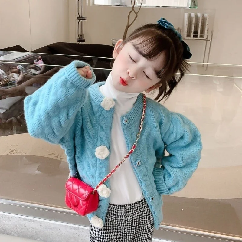 Girl's Knit Cardigan Autumn Winter 2025 Soft Cotton Sweet Floral Print Baby Girl Outerwear Lightweight Warmth Stylish Design