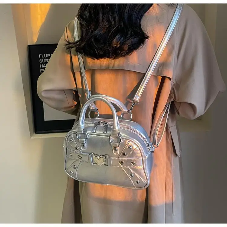 Jiaerdi heiße Mädchen Silber Mochila Frauen y2k Grunge Niet Leder lässig Umhängetasche Damen Vintage Mini Rucksack Bolso Mujer