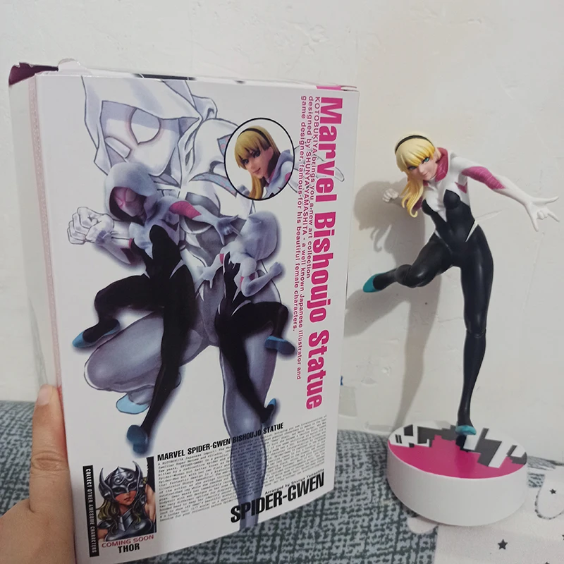 Revoltech Yamaguchi Spider Man Gwen Stacy sexy girl Anime Action Figure PVC toys Collection Figures Model Toys 22cm