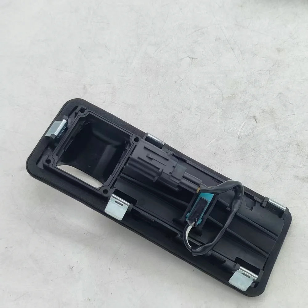 Rear Trunk Lid Handle Switch For Hyundai Elantra Tailgate Boot Release Button Auto Replacement Accessories 81260 F2010 Part
