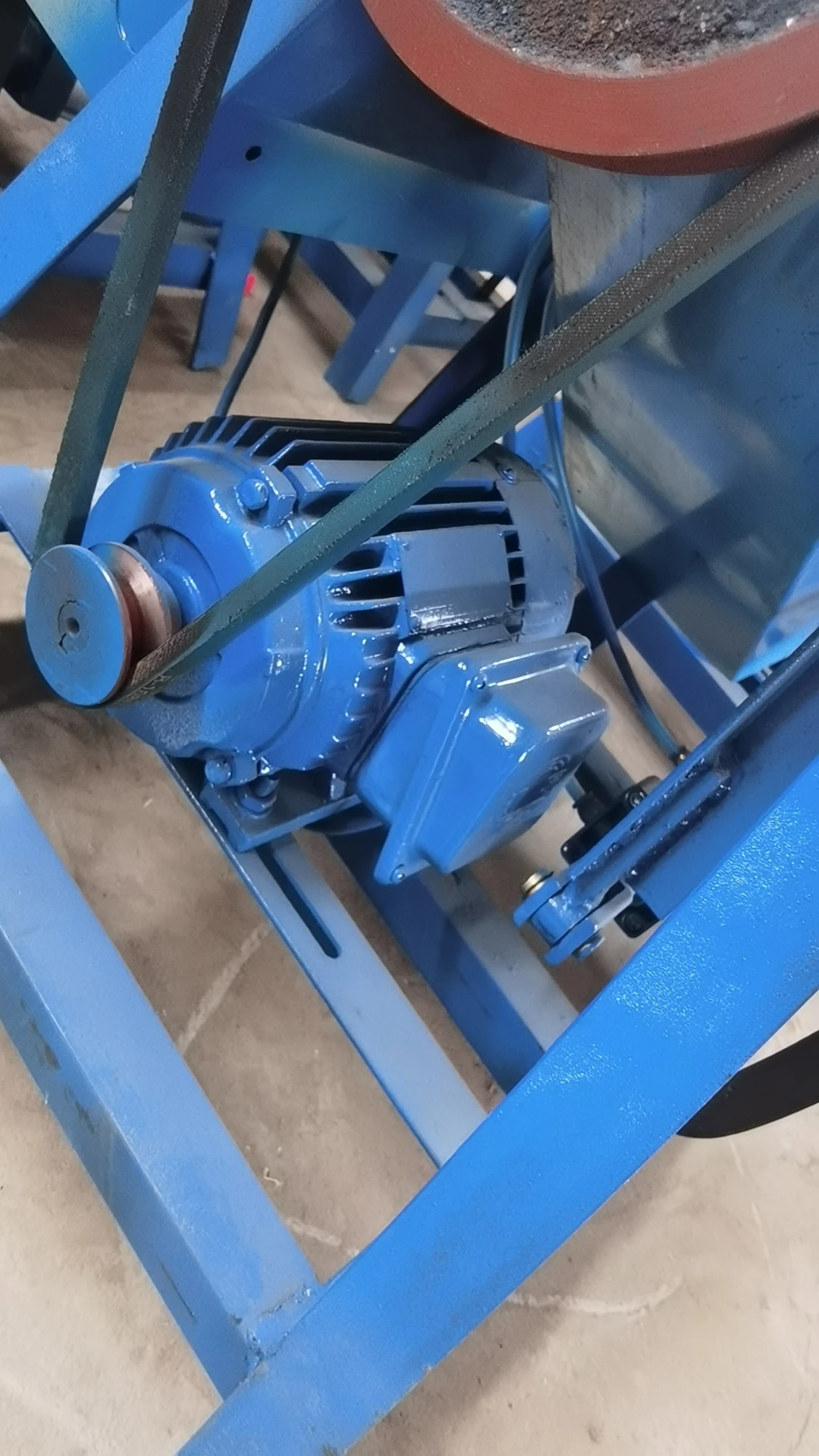 

Broom Handle Round Wooden Stick Threading Wood Screw Making Machine Round Stick Opening Machine Wooden Stick Screw Machine