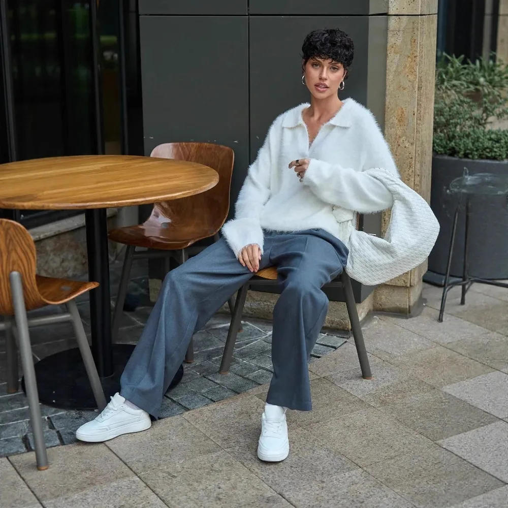 

2025 New Fashion Solid Color Mink Velvet Knitted Pullover Turn-Down Collar Casual Loose Commuter Sweater