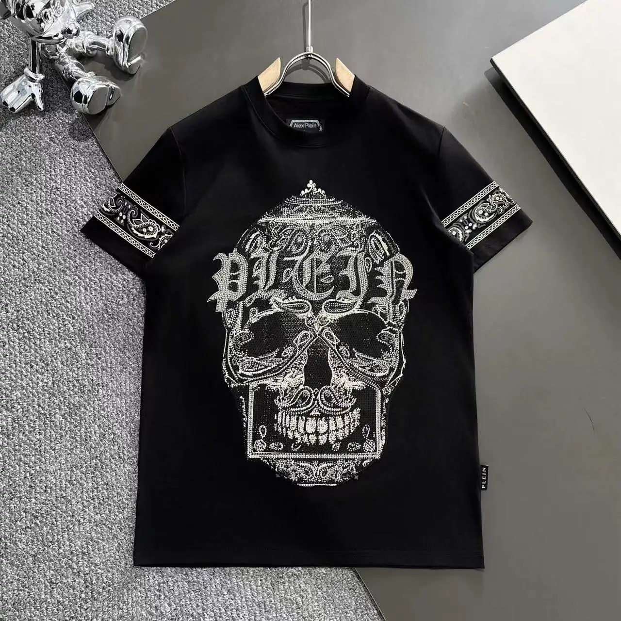 

Alex Plein Men's Fashion Clothing Round Neck 2024 Summer Skull Head Hot Diamond Embroidered Short Sleeve Couple Cotton T-shirt