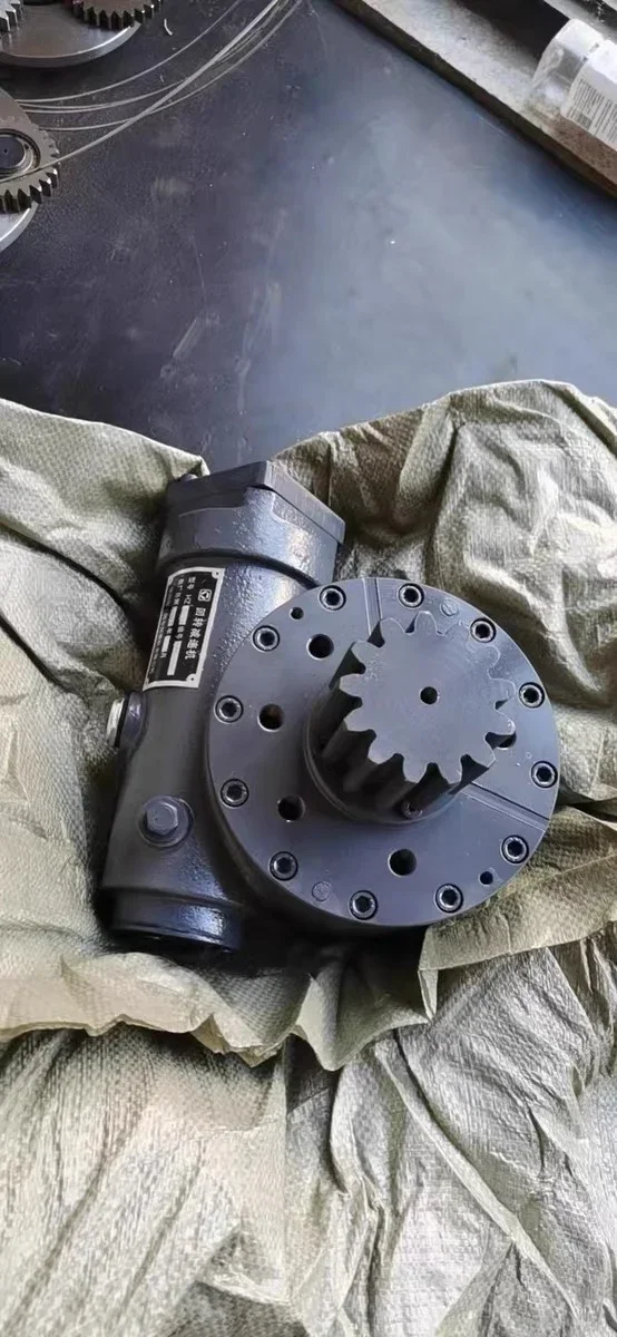 XCMG crane rotary gear reducer 045D 3.2/5/6.3 tons