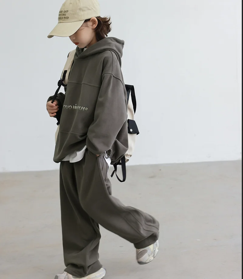 2026 New Mid sized Children's Hooded Boys' Two Piece Set Heavy Weight Spring and Autumn