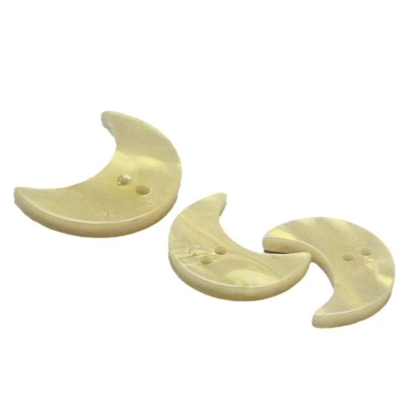 Resin Irregular Buttons, Imitation Pearl Buttons with Two-Eye Moon Decoration, Knitted Cardigan Buttons, Cute Small Buttons for