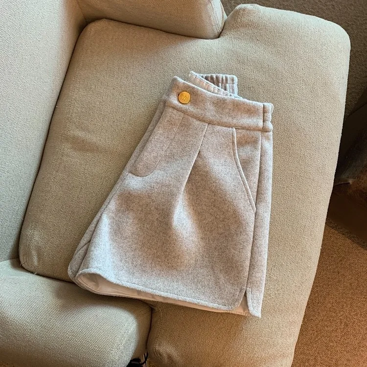 Damen-Shorts aus dicker Wolle mit weitem Bein, Herbst-Winter, neue High-Waist-Shorts, locker geschnitten, gerade geschnitten, Bootcut-Shorts, lässige Oberbekleidung – Detail 8