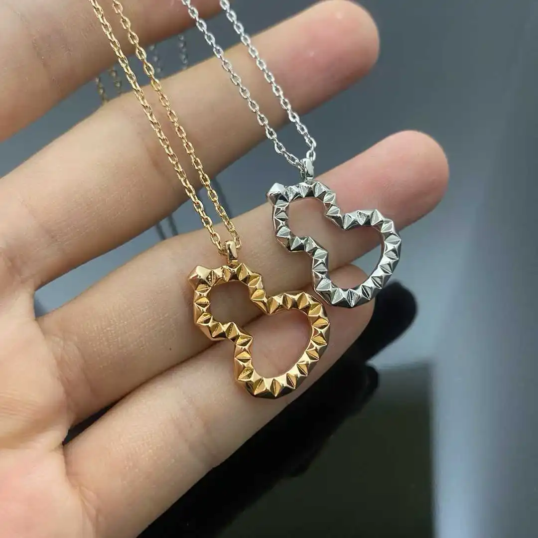 

Light luxury and fashionable lotus horn gourd necklace