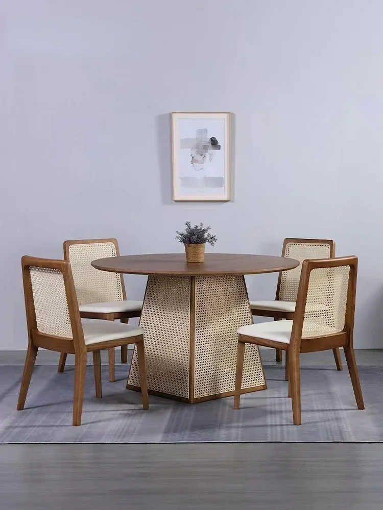 Sillón de ratán minimalista japonés, silla de comedor de estilo nórdico con respaldo cómodo, perfecto para comedor familiar pequeño