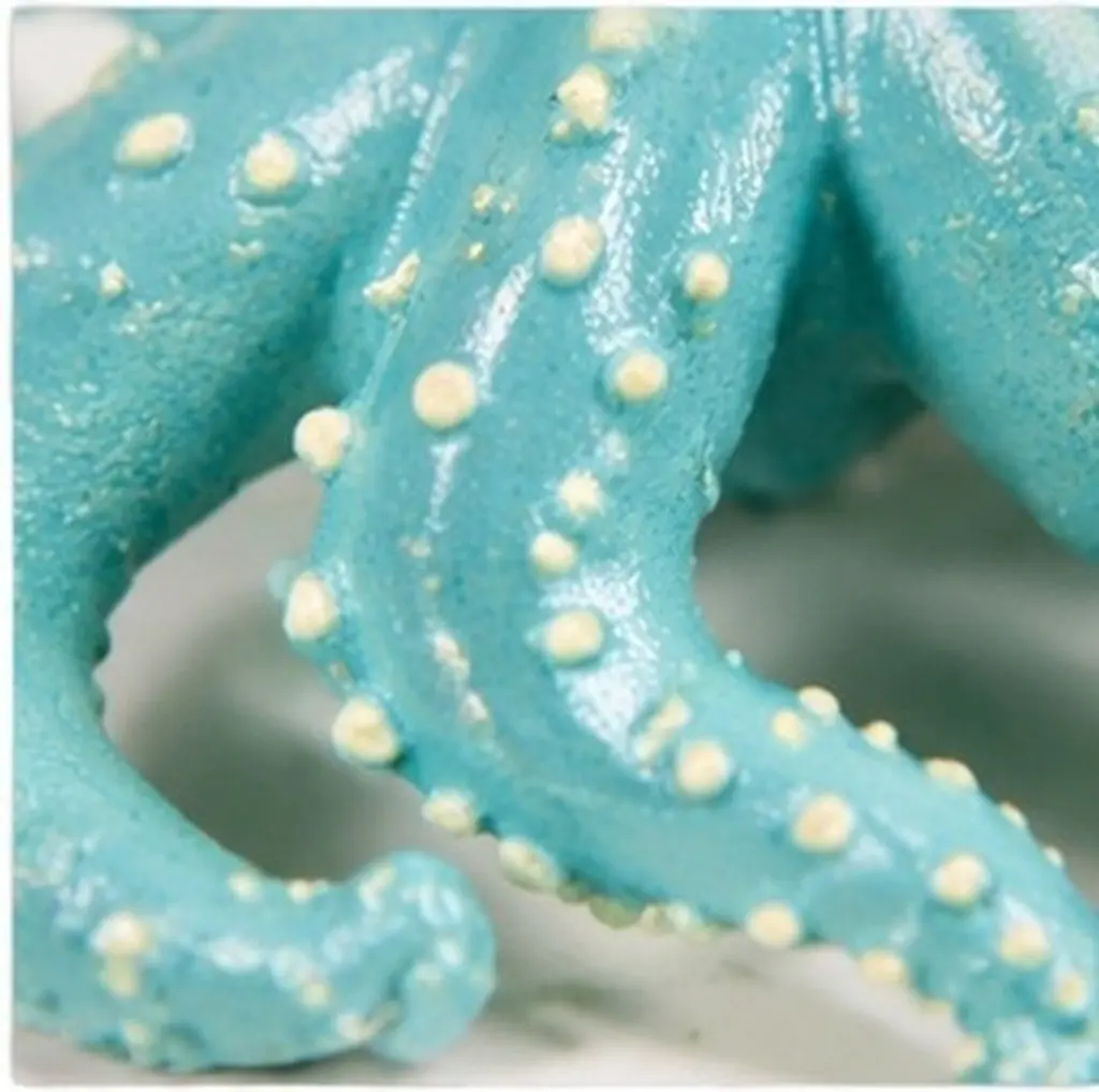 Miniature Resin Climbing Octopus Plant Pot Huggers Flexible Tentacles Aquarium Decorative Octopus Sculpture Plant Accessories
