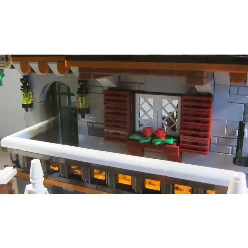 都市の街並みシリーズ MOC 高山コテージビルディングブロック モジュール式建築 冬の村 DIY ブリックおもちゃ クリスマスギフト