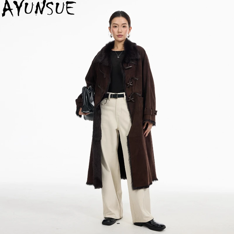 معطف فرو من جلد الغنم الطبيعي من AYUNSUE جاكيت من الجلد الطبيعي للنساء مقاوم للبرد جديد في معاطف ملابس شتوية دافئة من صوف الضأن للسيدات 2025 #1
