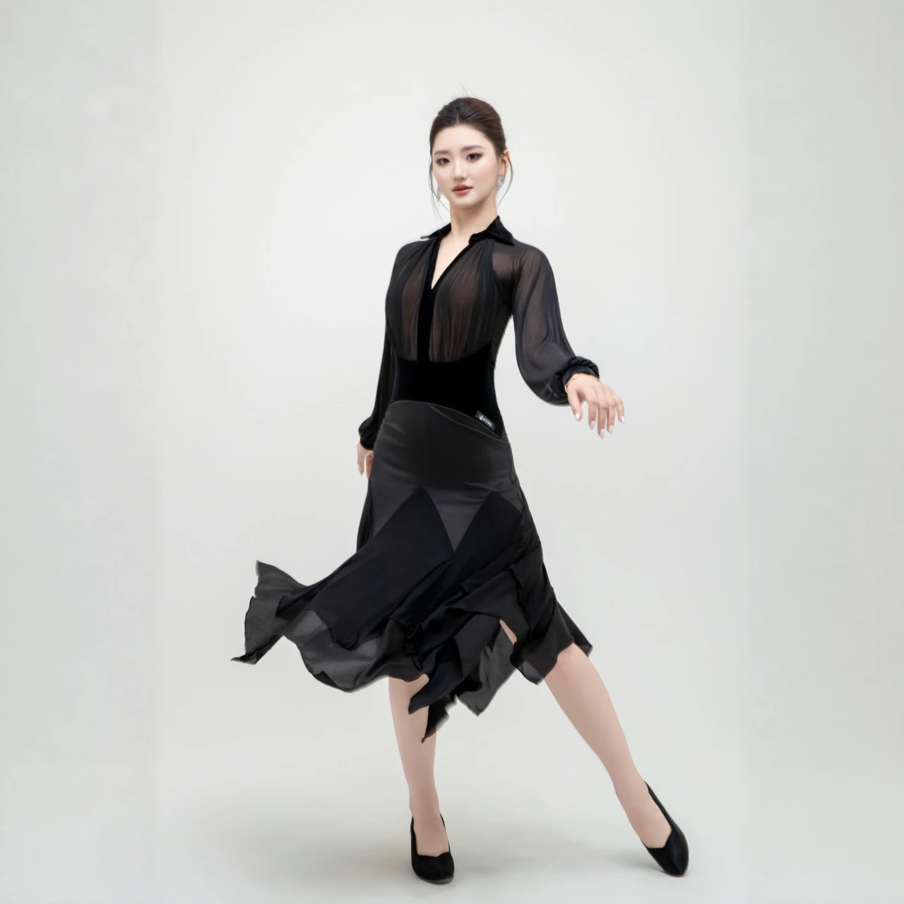 Schwarz Mesh Ärmeln Ballroom Dance Kleid Frauen Rumba Latin Dance Wettbewerb Kostüm Walzer Moderne Tanzen Kleidung SL14667