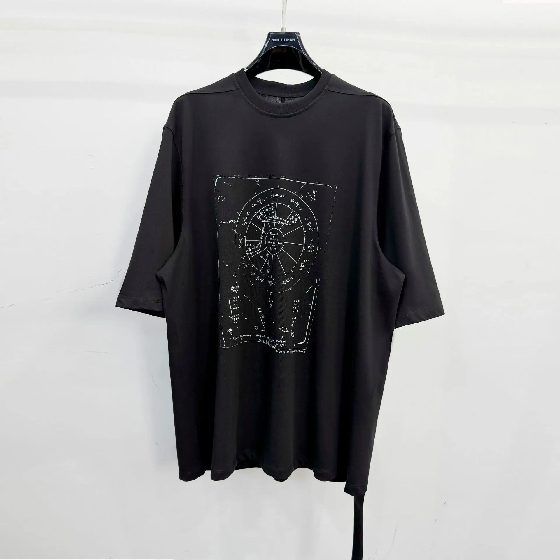 Dark theme Men Oversized Cotton T-Shirt Gothic Casual Half Sleeve Summer Luxury Design Tees Man Clothing Black White Shirts Top