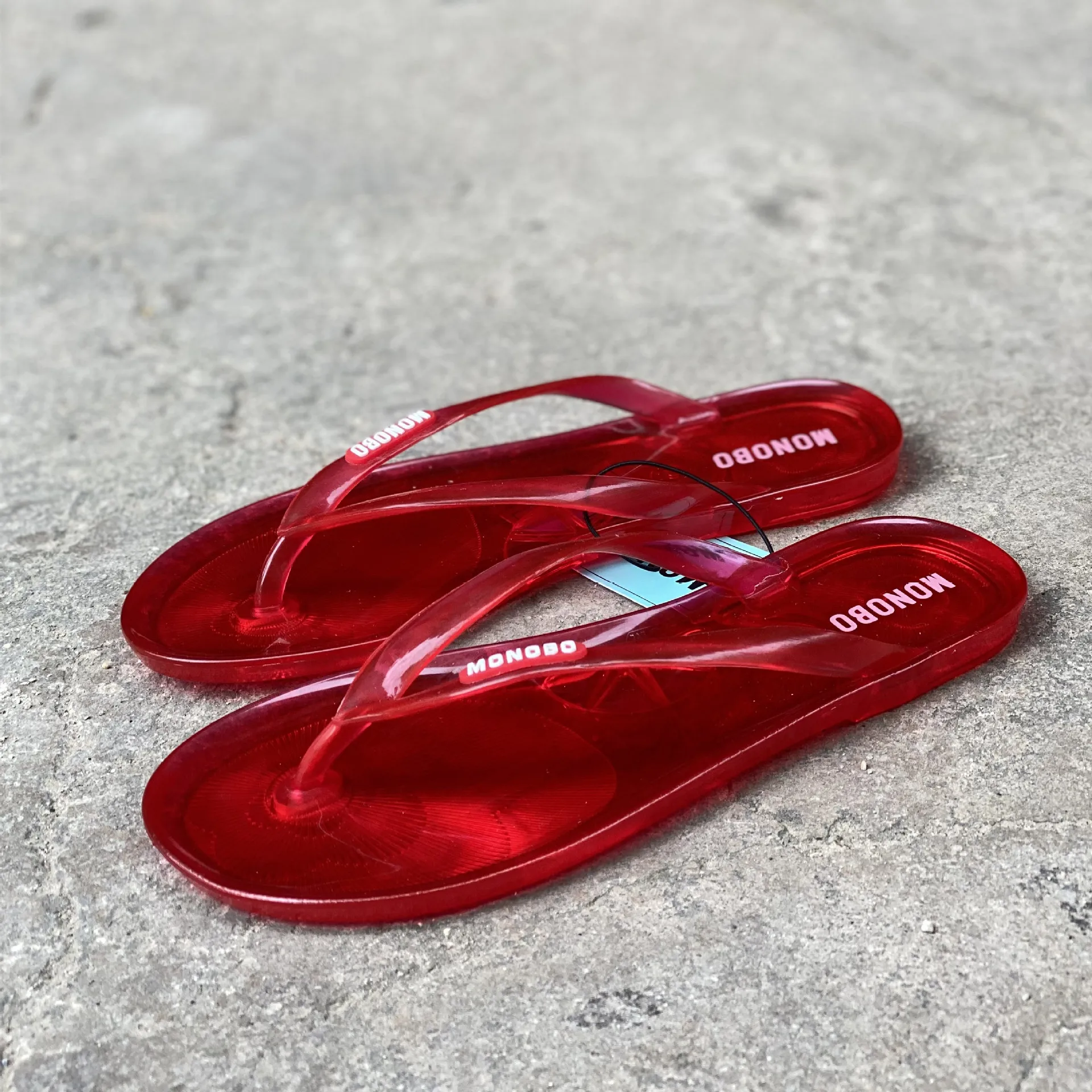 MONOBO Women's Flip Flops College Girls Jelly Clip on Flat Beach Slippers Transparent Flat Crystal Fashion Shoes Sandals Female