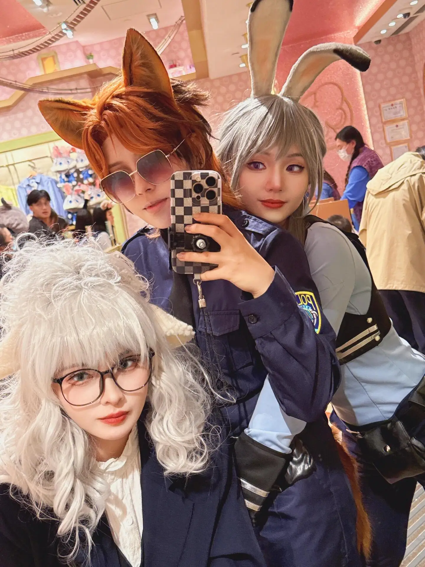 

Adult Rabbit Officer Costume Set Couple orm Crazy Animal Ci loween Cosplay Exhibition Anti-Stain Long Sve Suit